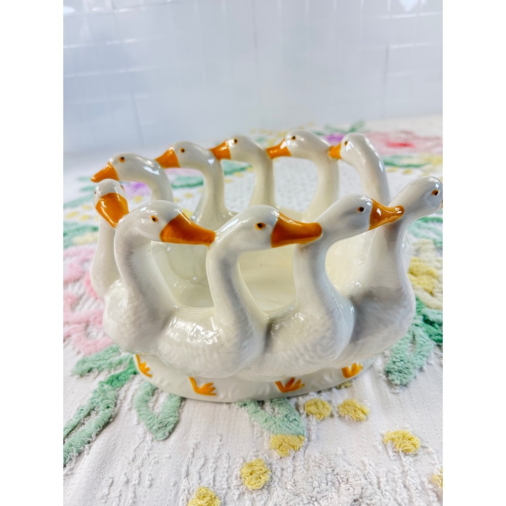 Vintage Holland Mold Gaggle of Geese Ceramic Bowl White Farmhouse Decor 8.5"